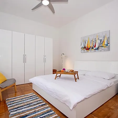 Apartment Dinos Place Zadar