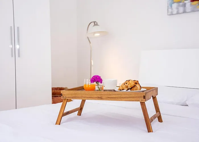 Dinos Place Apartament *